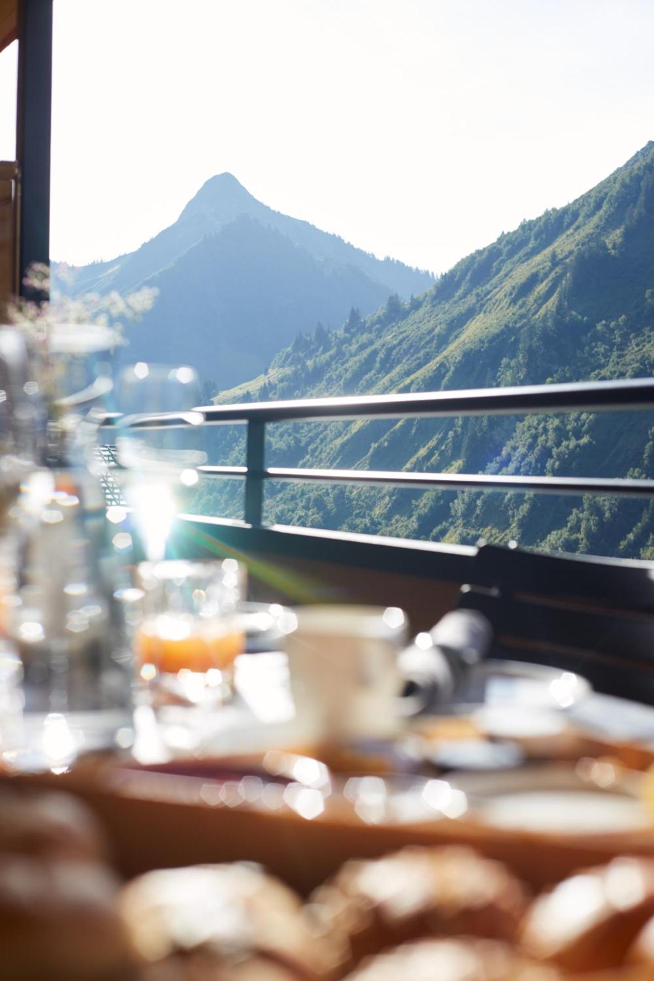 Ferienwohnung Alpenstolz Damuels Haus 1 - Stilvoll Urlauben In Den Bergen Exterior foto